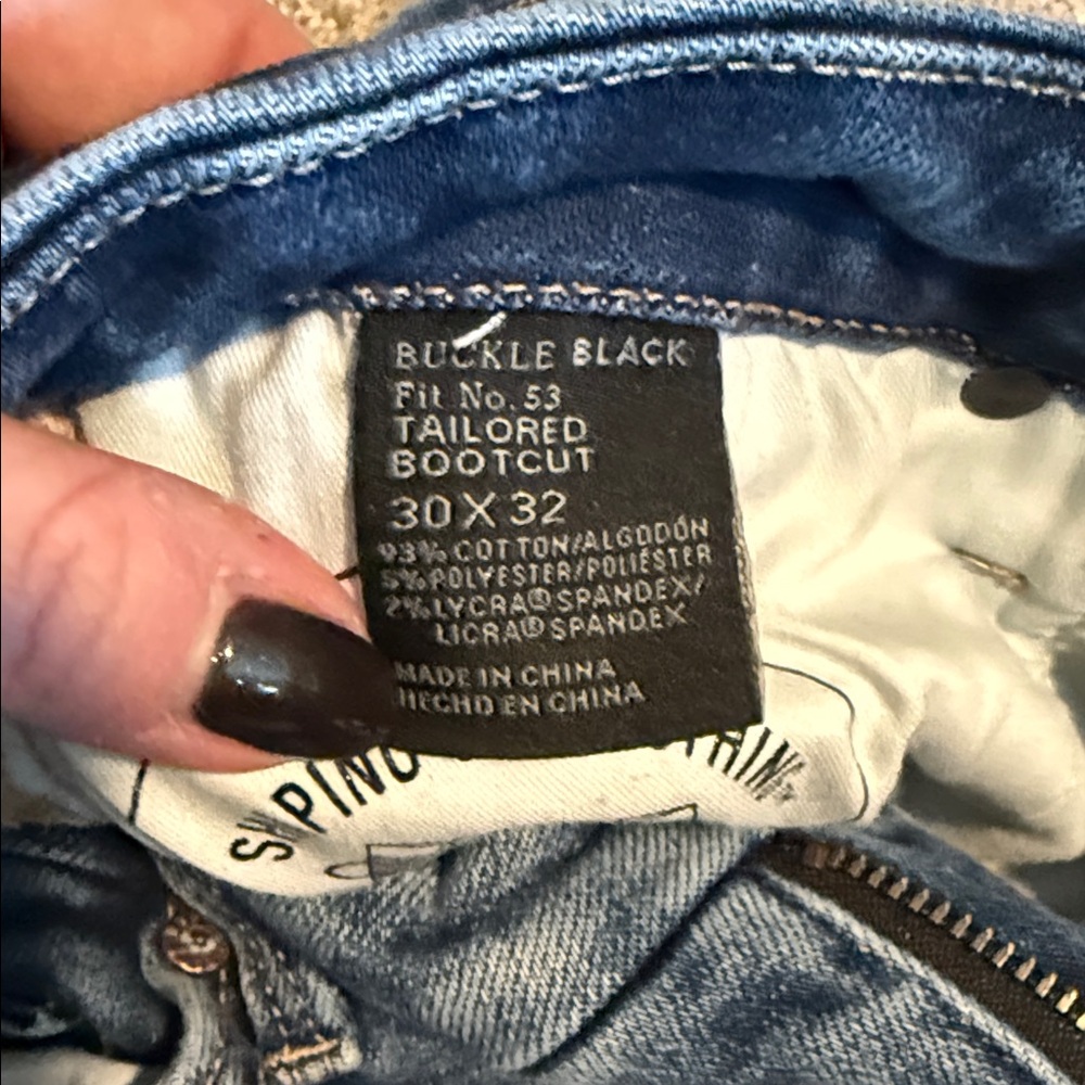 Classic Blue Women's Jeans - Picture 3 of 4